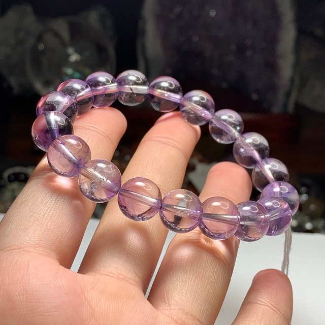 1.1部ファントム状☆可愛いコントラスト・エレスチャルアメジスト ブレスレット