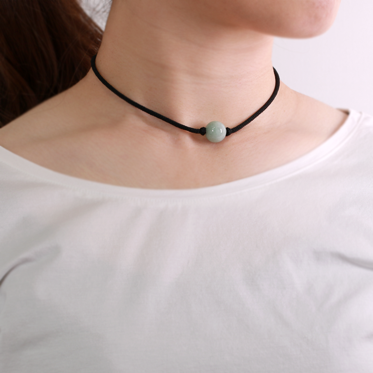 良質な大粒翡翠をシンプルカジュアルに！ 紐ネックレス 淡緑 A貨翡翠 jd_ne1124