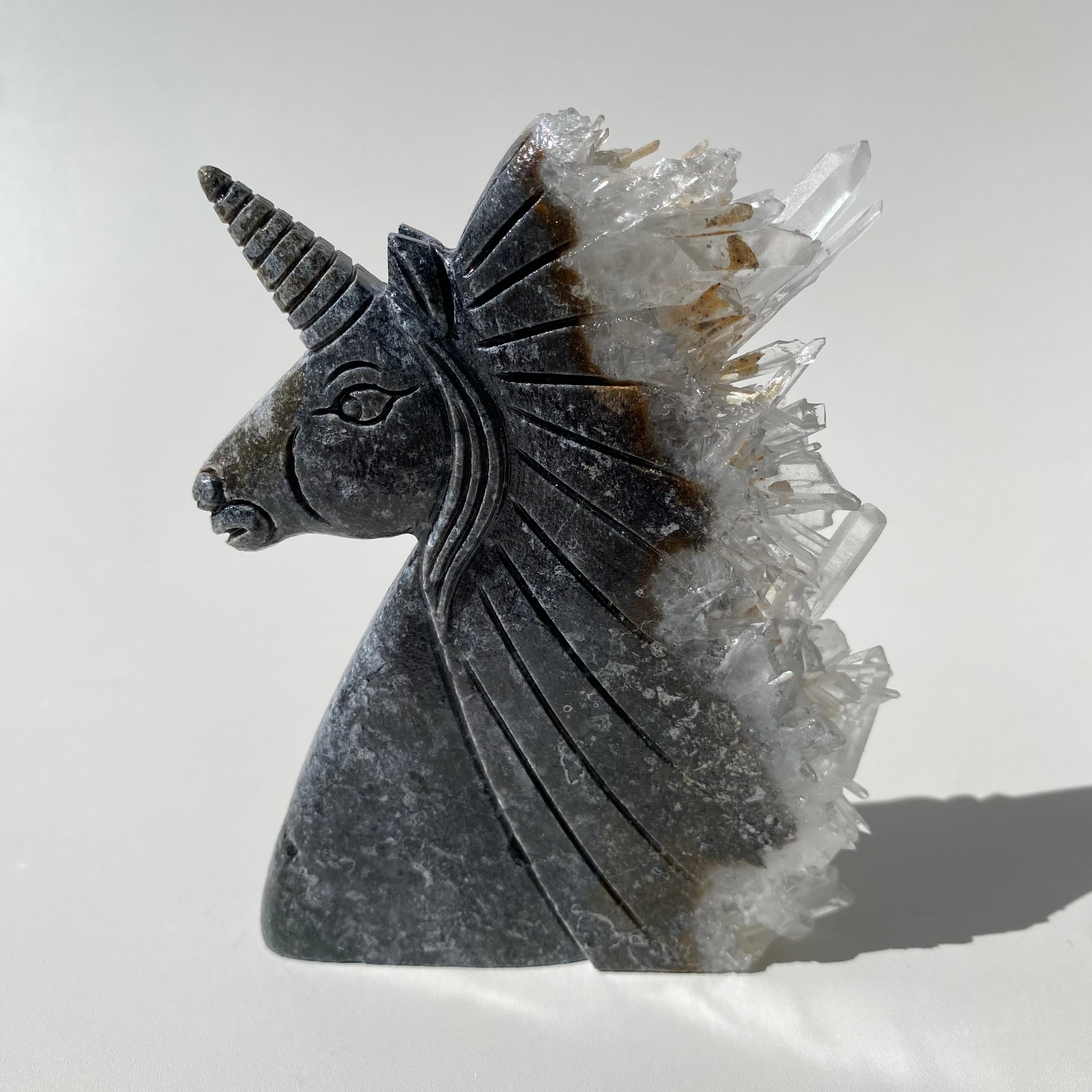 ユニコーン Unicorn|彫り物 カービング|天然石 パワーストーン 鉱物 