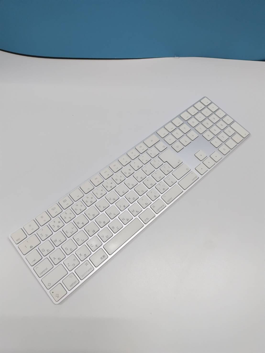 純正】Apple Magic Keyboard テンキー付キーボード (A1843) | 中古