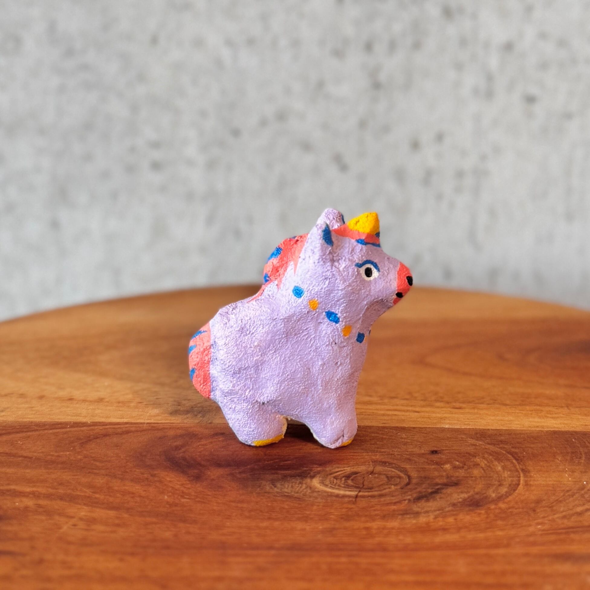 工房ニャン山 漆喰のウマ オブジェ | Dear Okinawa,