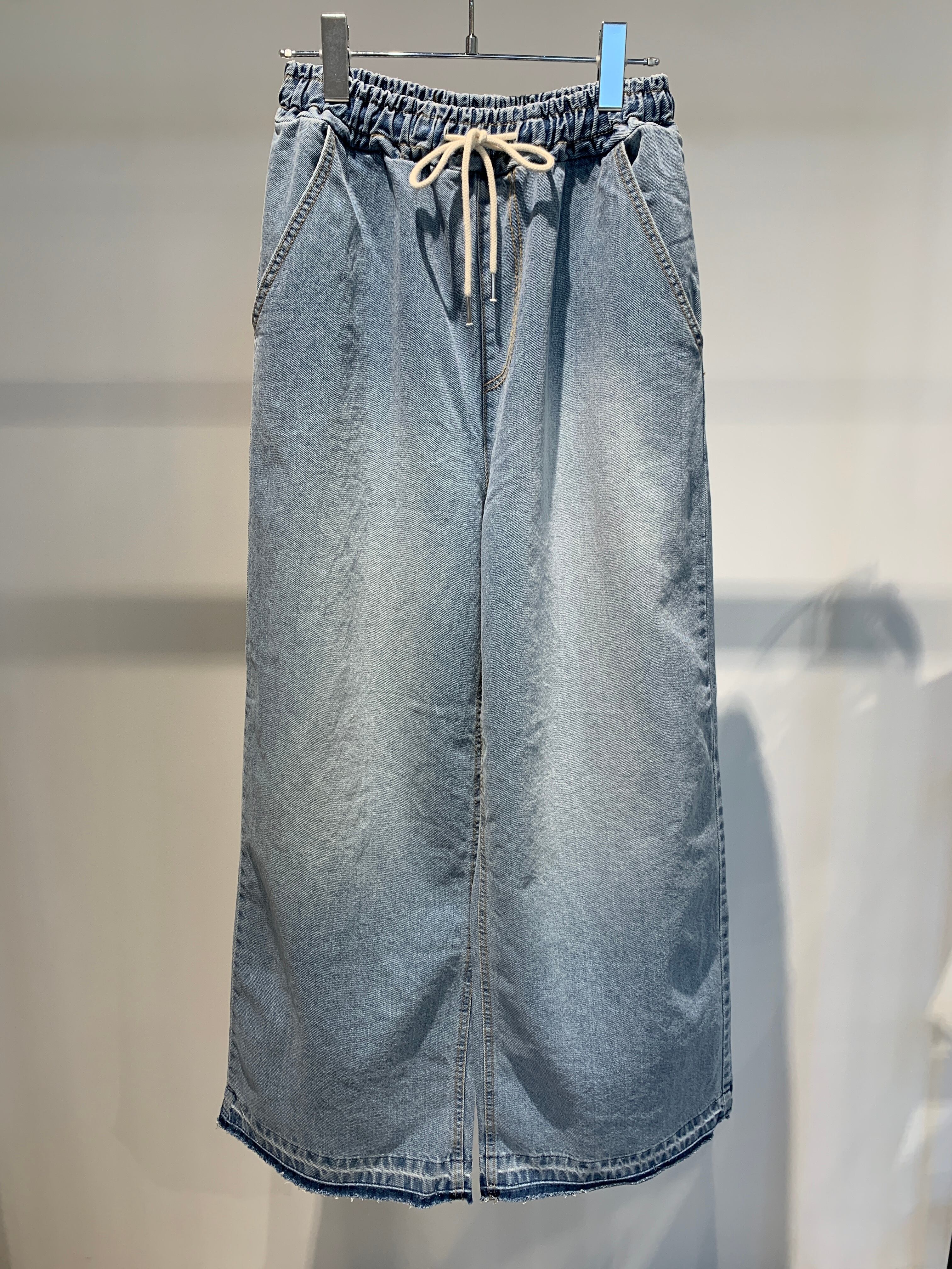 buggy denim pants