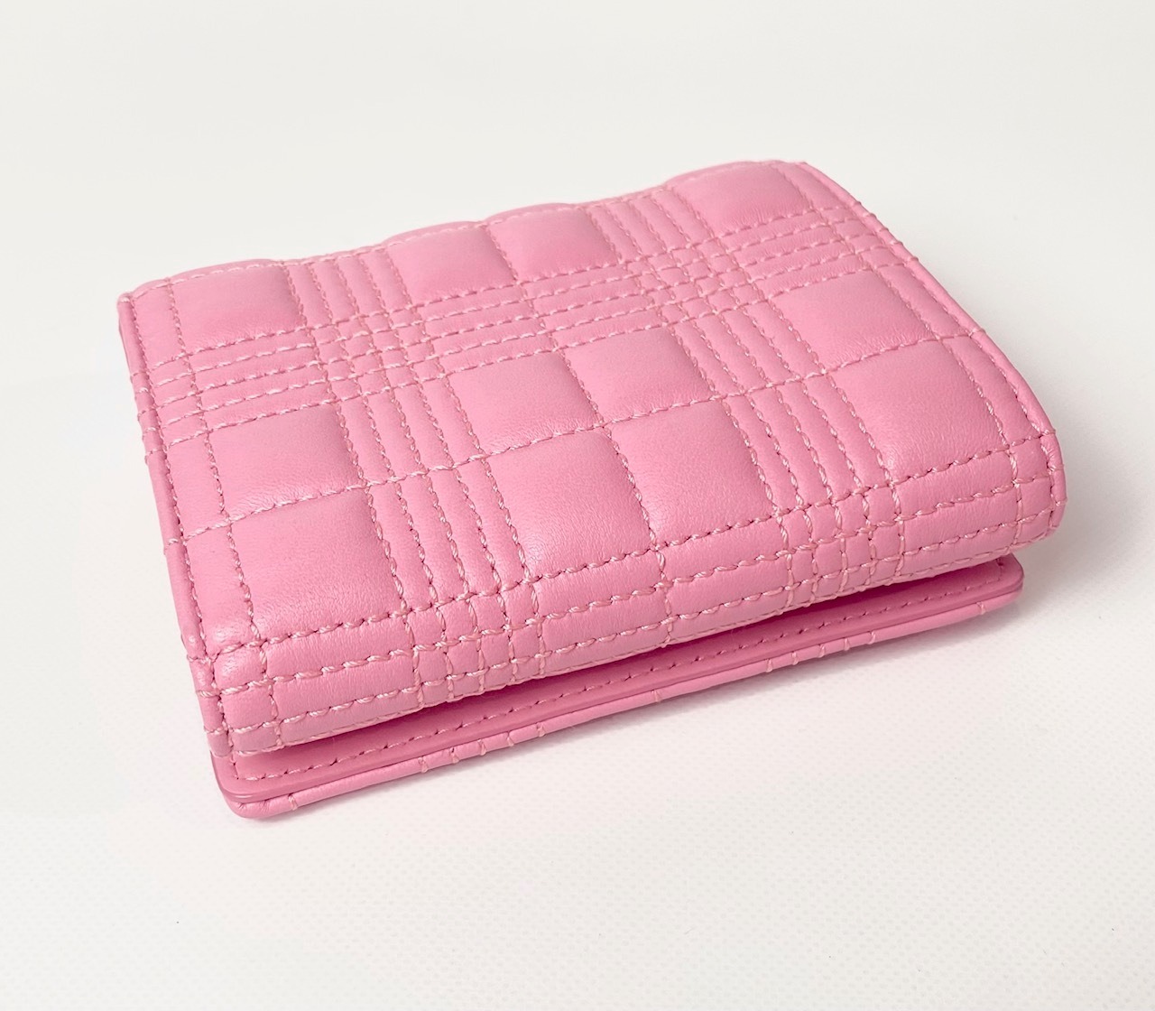 バーバリー 三つ折り財布 レディース  8049282/B1020