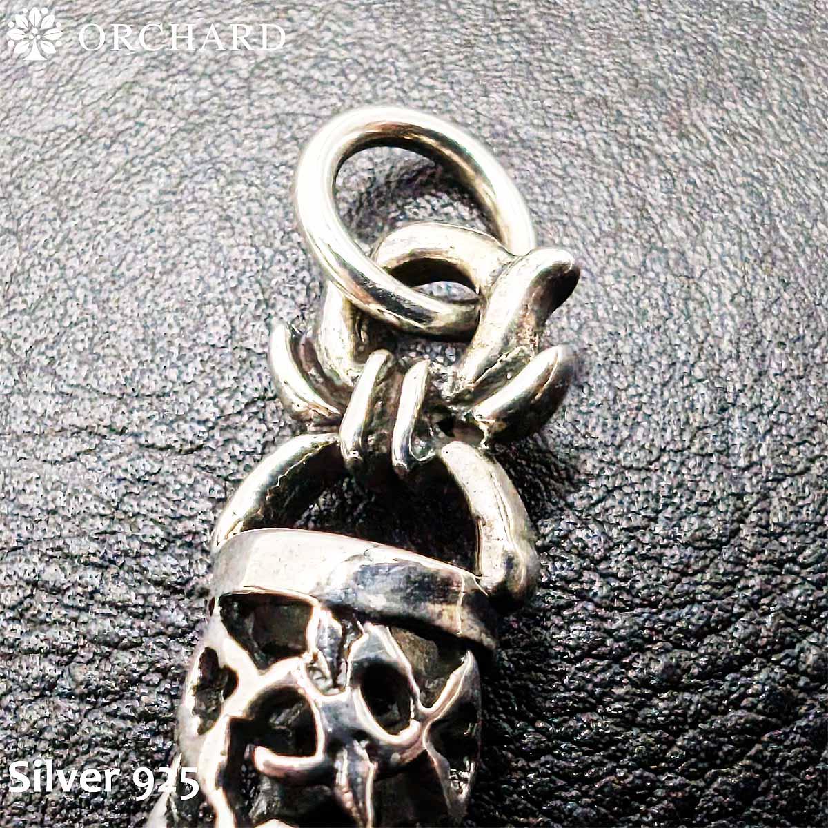 【シルバーアクセサリー】Sv925 すりだし唐草ペンダント シルバー925 ペンダントトップ Silver925 メンズ レディース 筒型