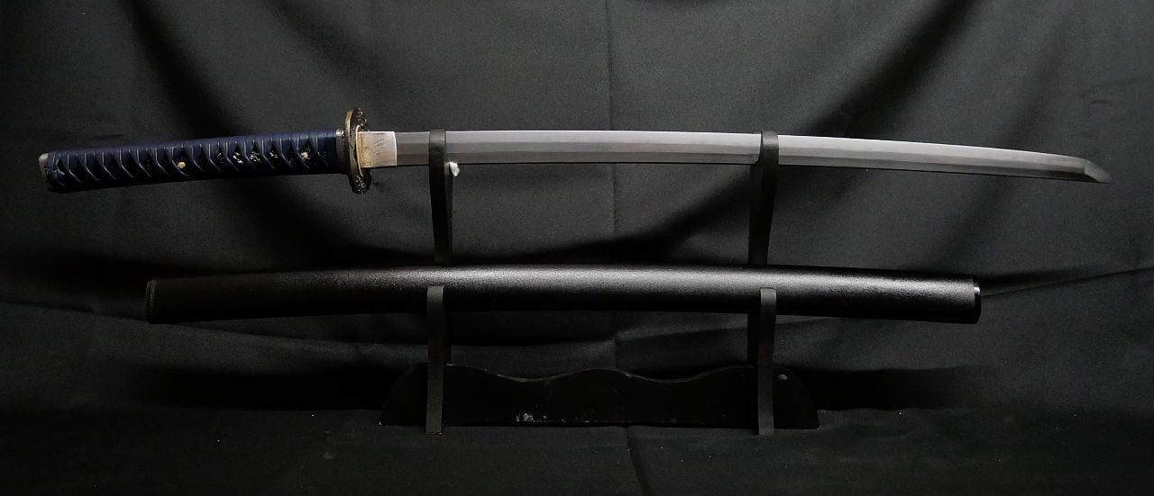 新刀】銃砲刀剣研究会鑑定 藤原高田極め 刀身重量600g 60cm 元幅約2.8