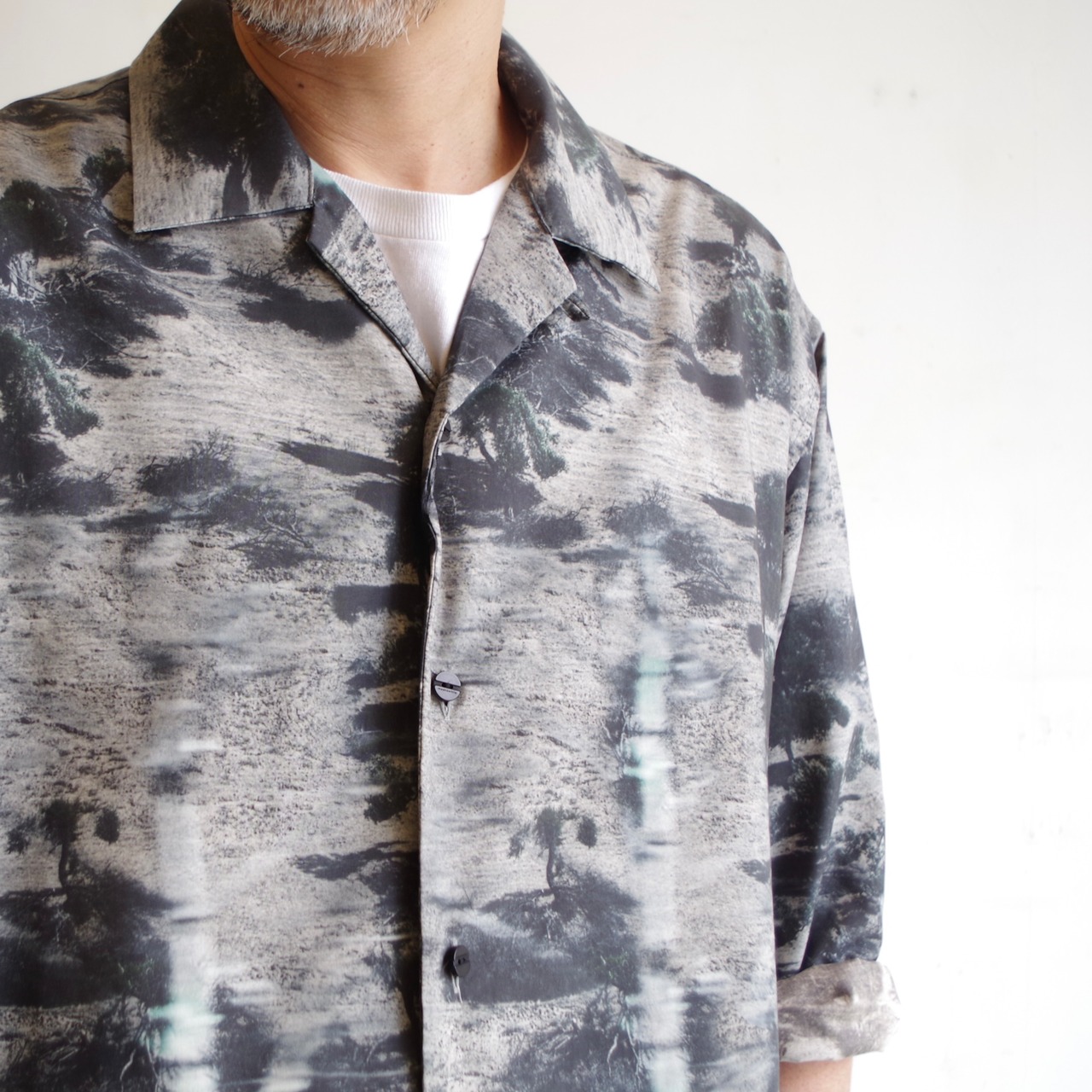 meanswhile Side Slit Open Collar L/S SH