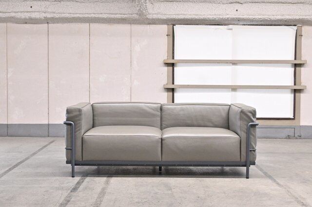 カッシーナ 家具 コルビジェ ソファ lc2 白 ル・コルビジェ LC2 カラー