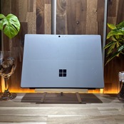 \ 公式ショップ限定価格❣️/ 2in1モデル《タッチパネル式》Surface Pro5 プラチナ メモリ4GB SSD128GB 第7世代 ノートパソコン 安心サポート&3ヶ月保証付き