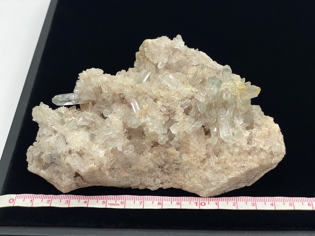 クラスター（ヒマラヤ水晶）