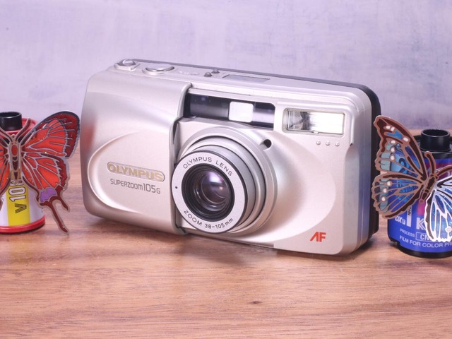 OLYMPUS SUPERZOOM 105G