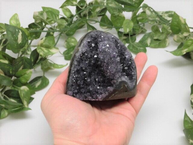 【送料無料】【高品質】 ウルグアイ産アメジスト no.6