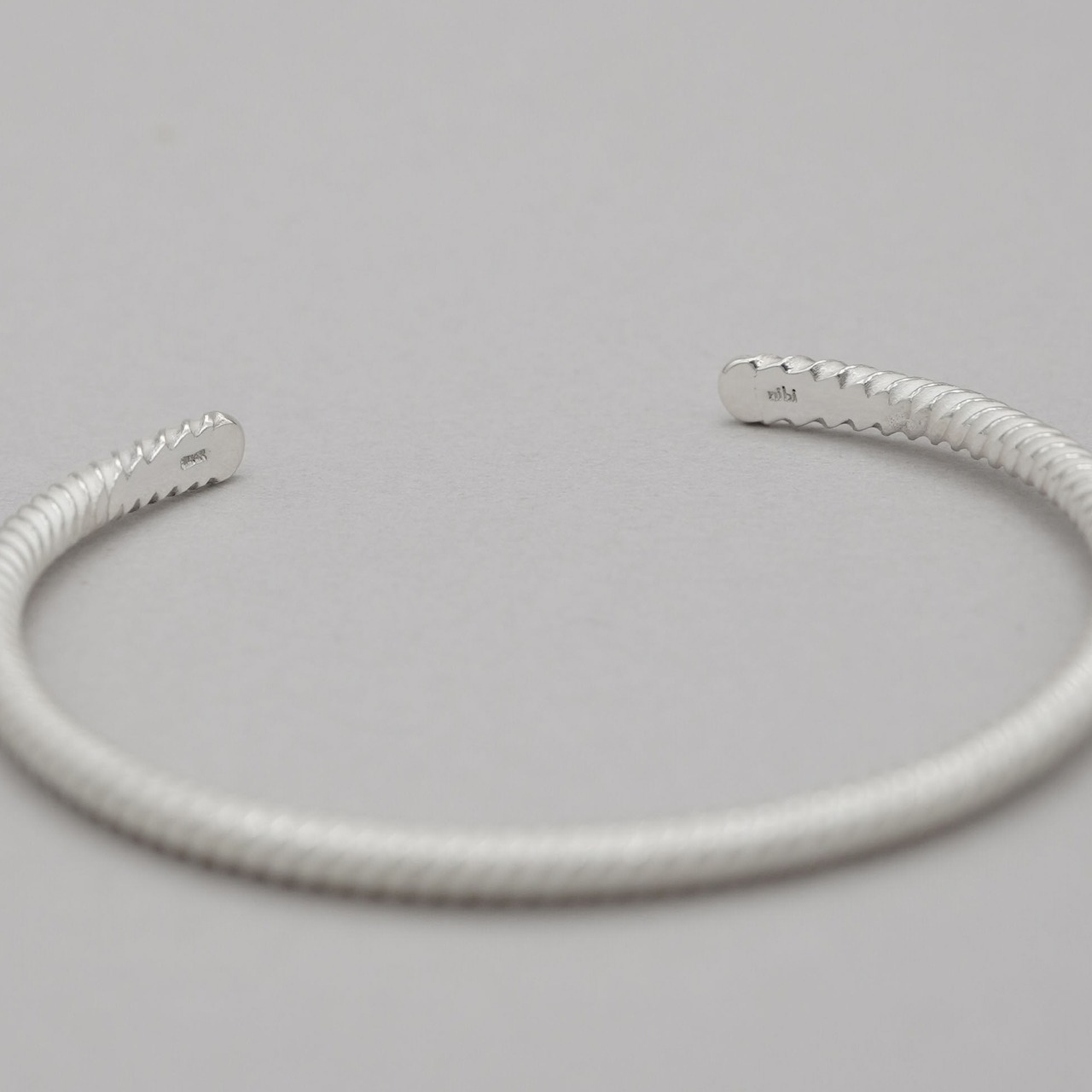 nezu　（純銀）　Bangle