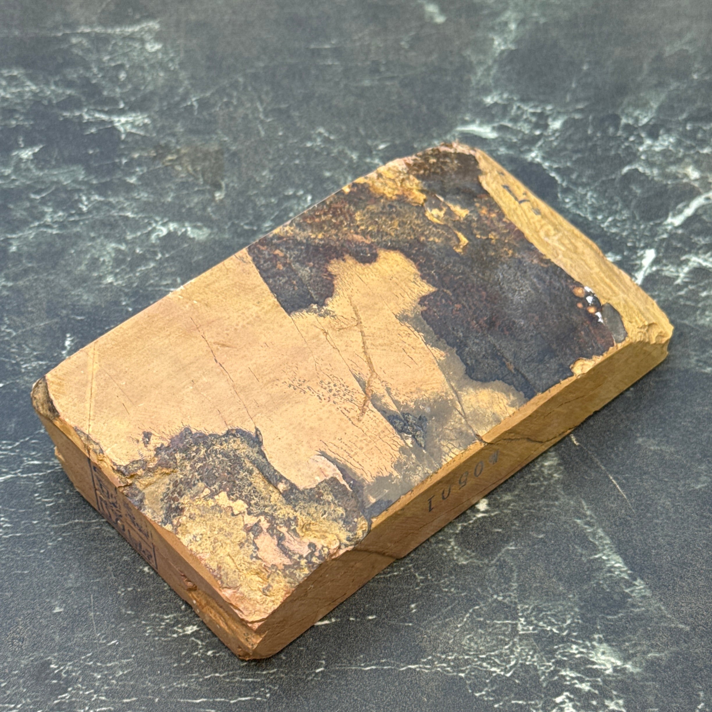 天然砥石 中世中山 戸前赤ピン レザー 528g No.501 | 京都天然砥石蛸一郎