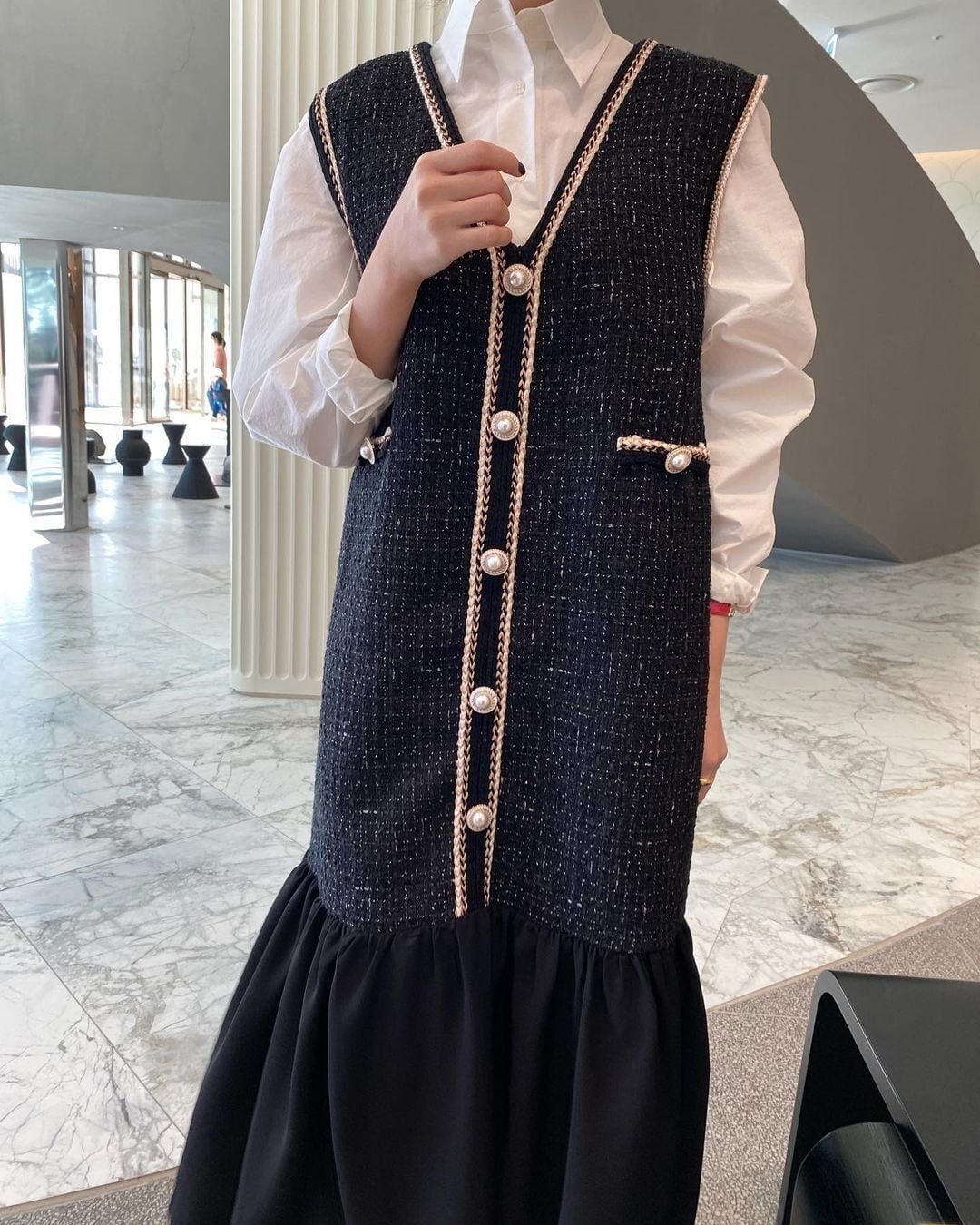 ドレススーツ トップス セットアップ シャツ ブラウス ロングスカート ワンピドレス ロング ロング丈 袖なし 袖あり ノースリーブ 長袖 Vネック ストレート Aライン 2点セット きれいめ 大人 上品 おしゃれ お洒落 大人女子 無地 冬 10代 20代 レディース 女性用 デート お出かけ 休日 イベント ファッション コーデ スタイル フリーサイズ 白 ホワイト 黒 ブラック