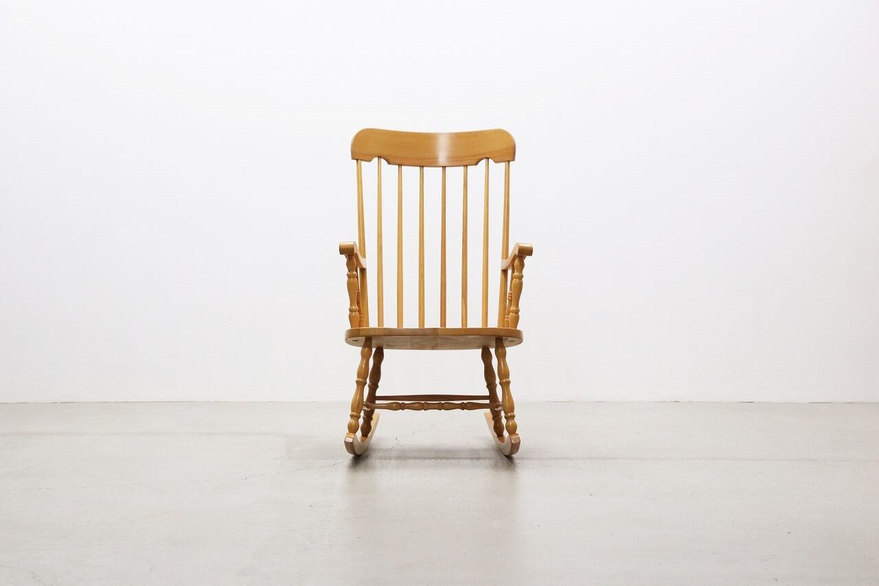 レトロ ロッキングチェア ビーチ材 揺り椅子 ラウンジ ナチュラル ヴィンテージ 沼津店】 レトロ ロッキングチェア ビーチ材 揺り椅子 ラウンジ