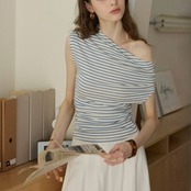 Drapé Shoulder Top F0666