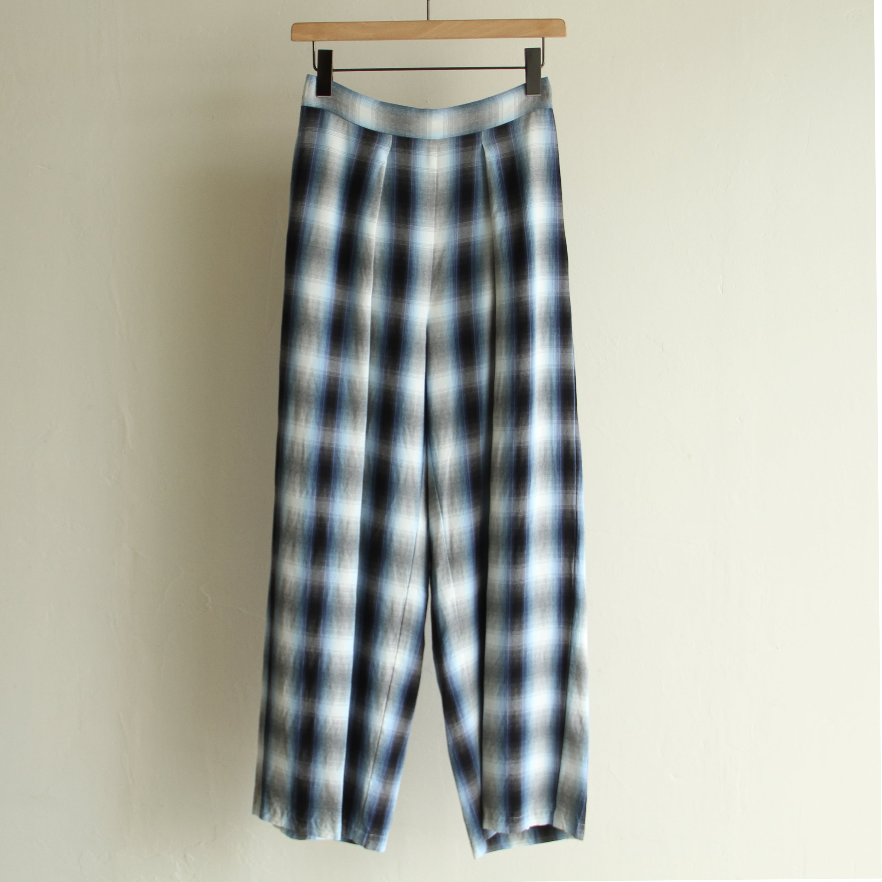 PHEENY Rayon ombre check geathered pants