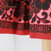 フラダンス 衣装 パウスカート レッド系 プアラニ ハイビスカス柄 ハワイアンプリント アロハ フラ ダンス レッスン 練習 ハワイアン PUALANI かわいい おしゃれ 上品 華やか 鮮やか ブラック系 ホワイト系 赤 黒 白 フリルスカート ゴムウエスト アロハ柄 可愛い 大人用 レディース ハワイ ファッション