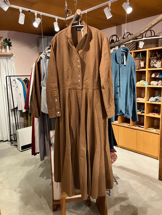 〈再入荷〉1dayフレアワンピース長袖　柿渋リネンブラウン　　Sa-Rah