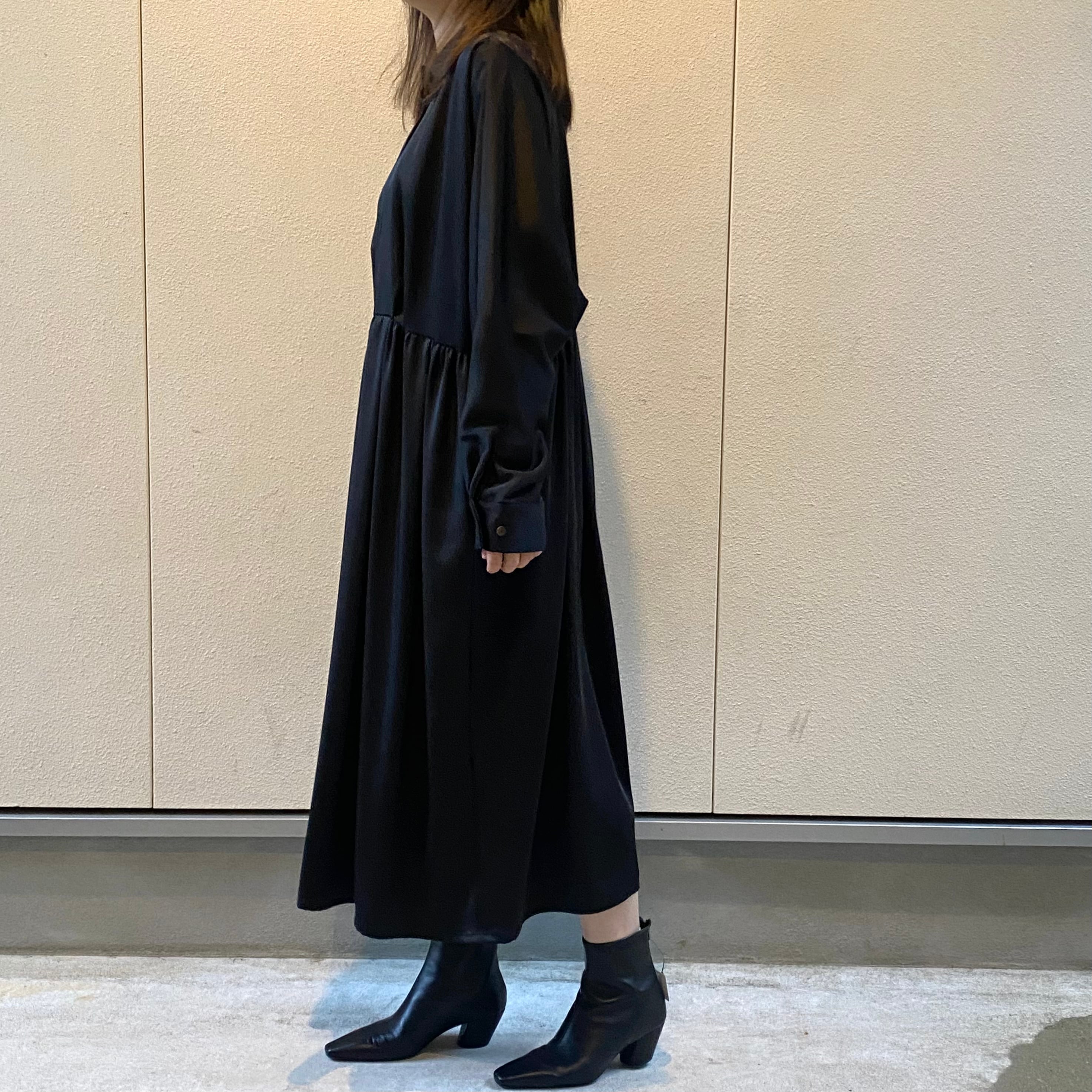 mizuiro ind/サテンラウンドカラーフロントフライワンピース | 20ｰtwentyｰ