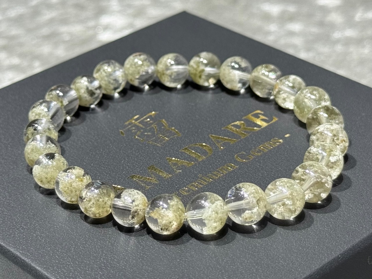 No.1882【S】ミルキーグリーンガーデンクォーツブレスレット