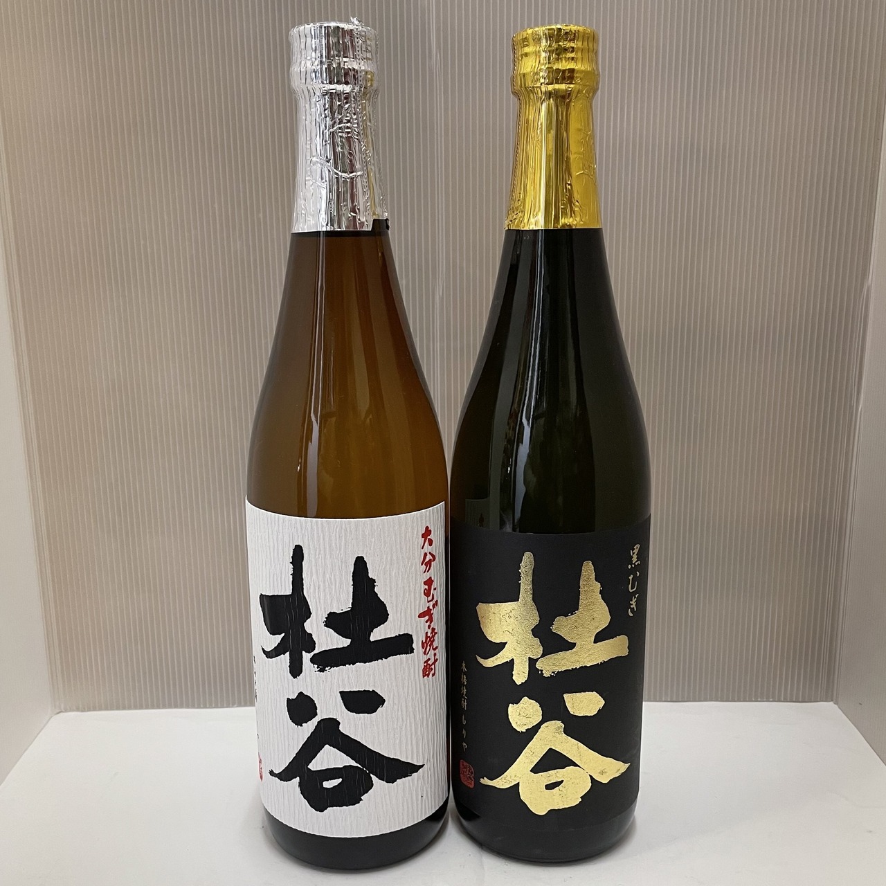 【（母の日・父の日）ご贈答用にも】杜谷　白　麦　２５度　＆　杜谷　黒　麦　２５度　720ml　２本セット