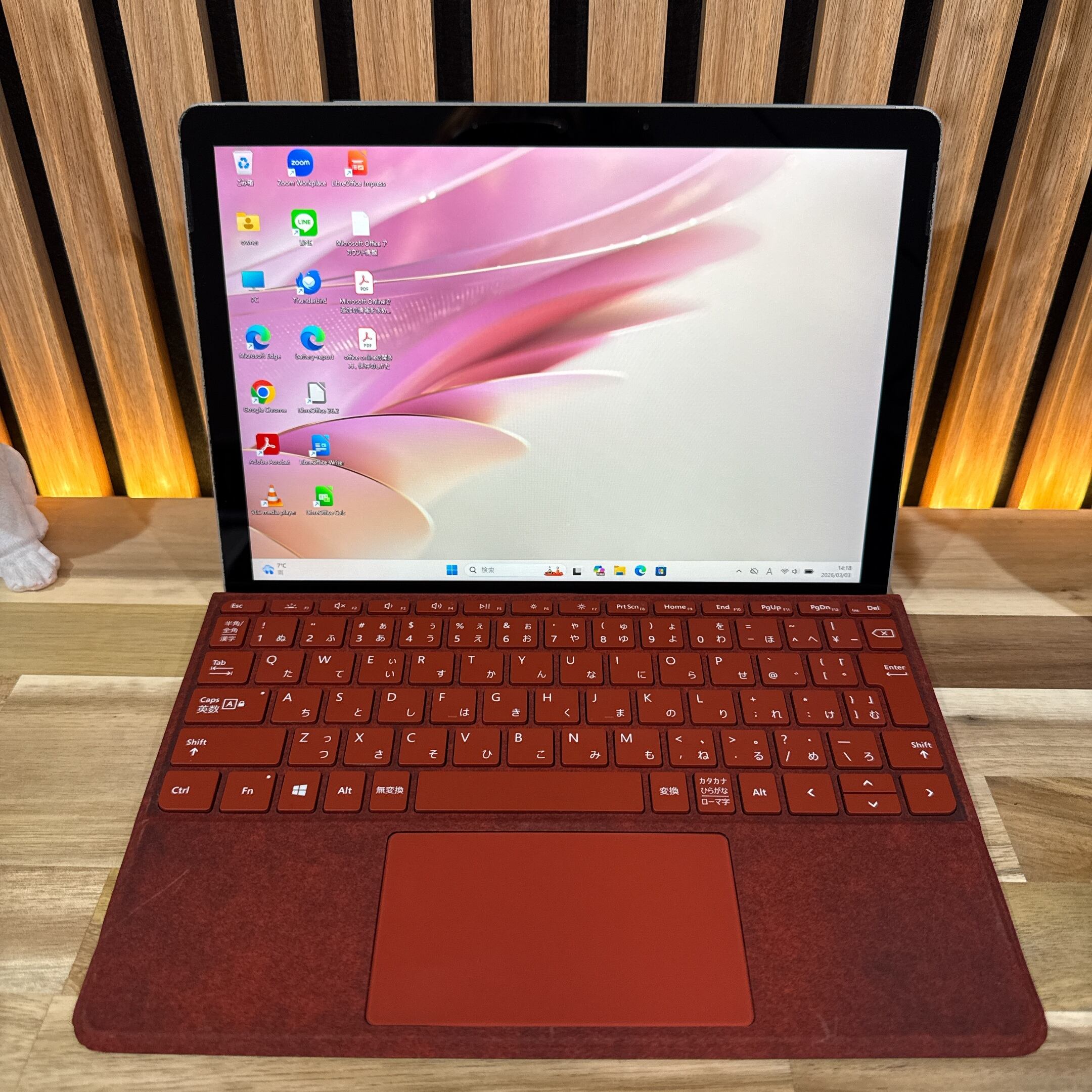 希少レッド2in1モデル‼️Surface Go 2☘タッチパネル☘ノートパソコン Windowsノート本体