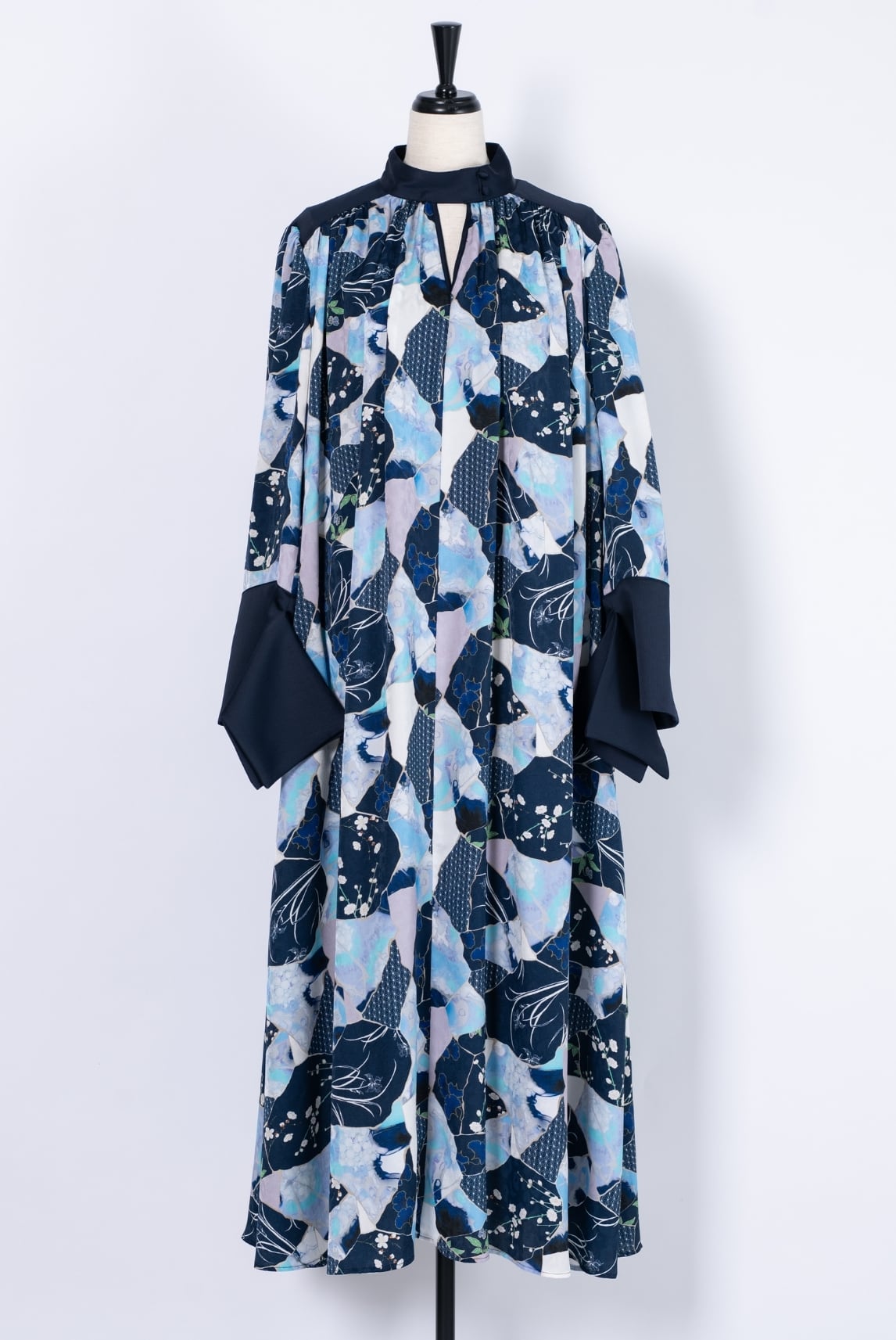 Dress | Arobe OFFICIAL ONLINE STORE