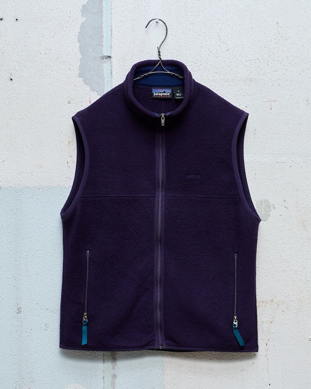 “Patagonia” synchilla vest / SIZE : M / Made In USA / PURPLE