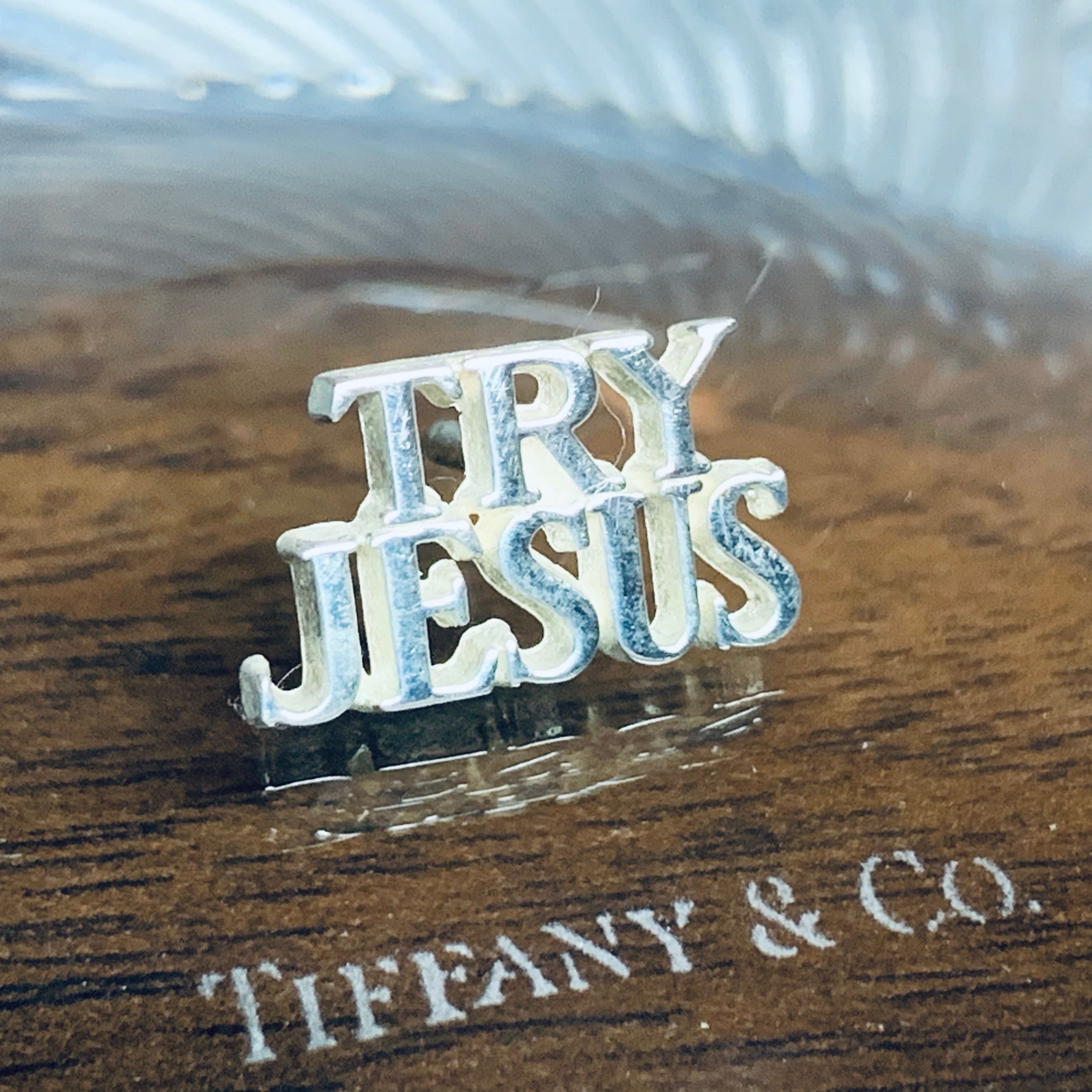 VINTAGE TIFFANYヴィンテージ ティファニー TRY JESUSピン-