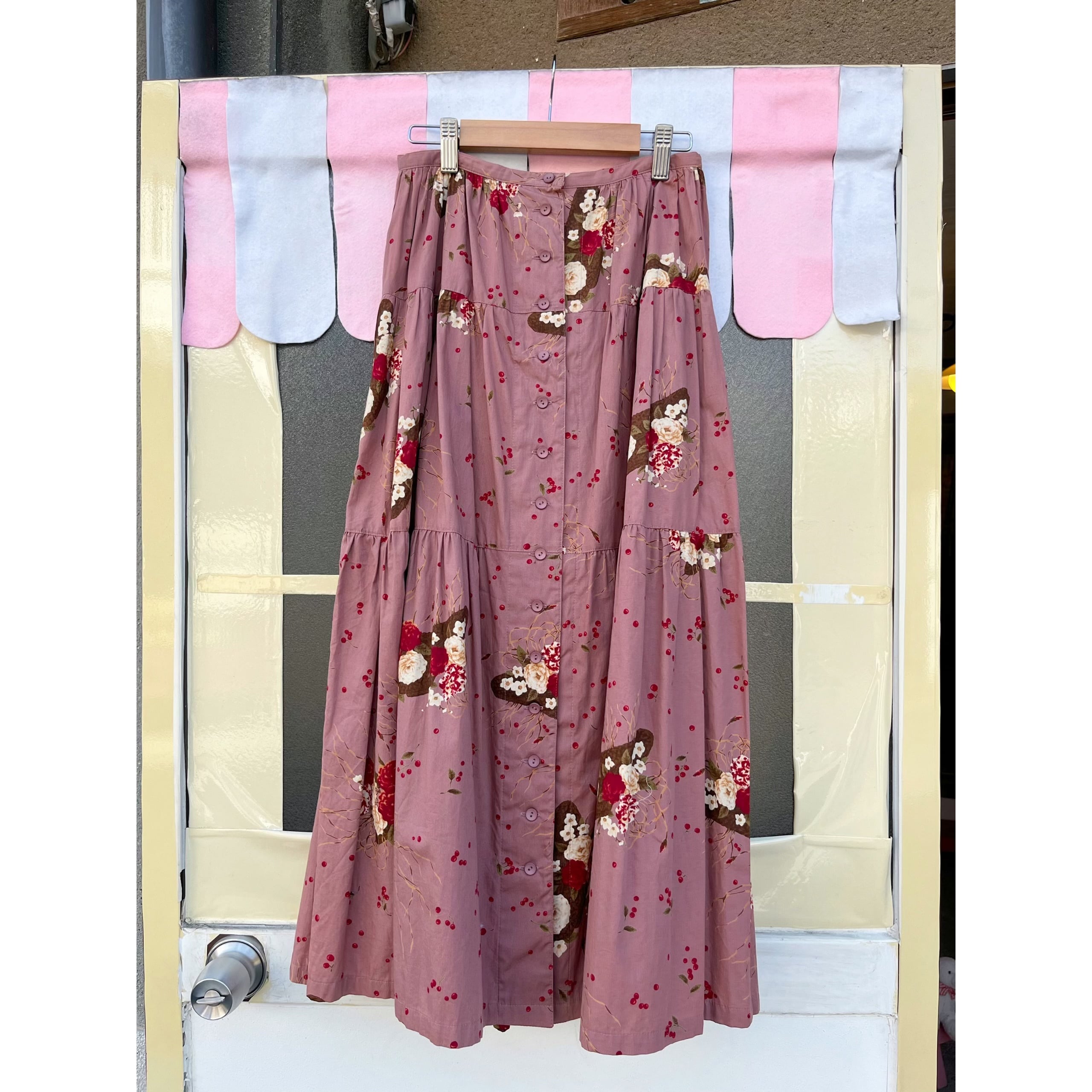 KETTY / pink purple flower tiered skirt