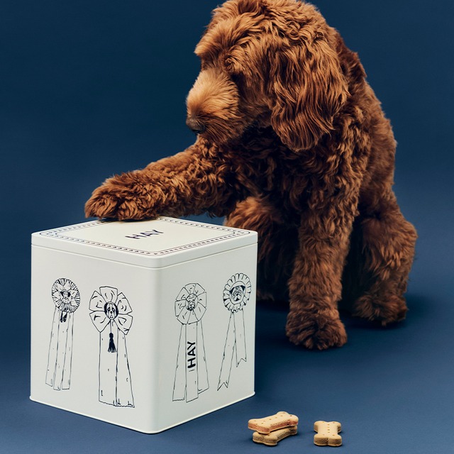DOGS FOOD STORAGE TIN［ HAY ］