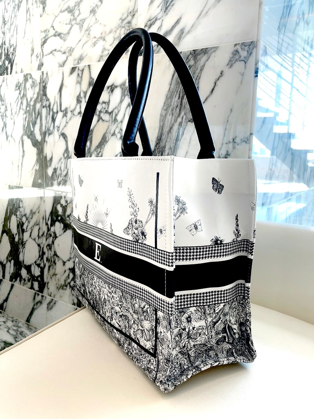 オーダーメイド】イニシャルトートバッグ Black Butterfly ＋ BAG in