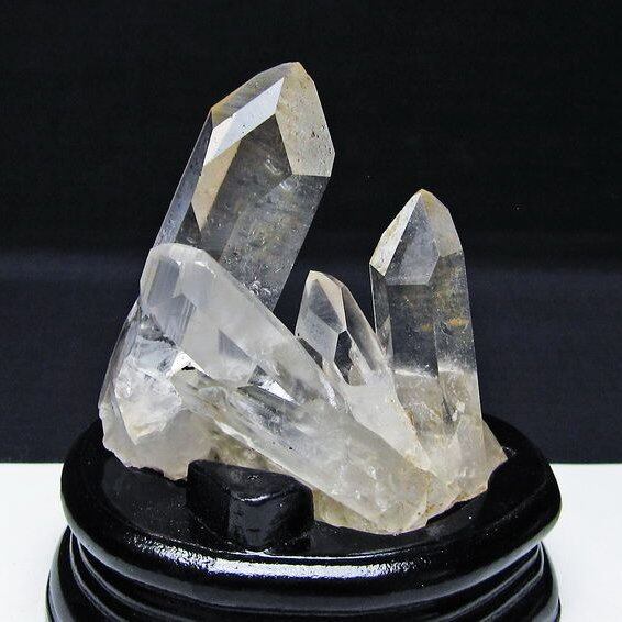 水晶 クラスター マダガスカル産 台座付属 水晶 原石 一点物 172-4314