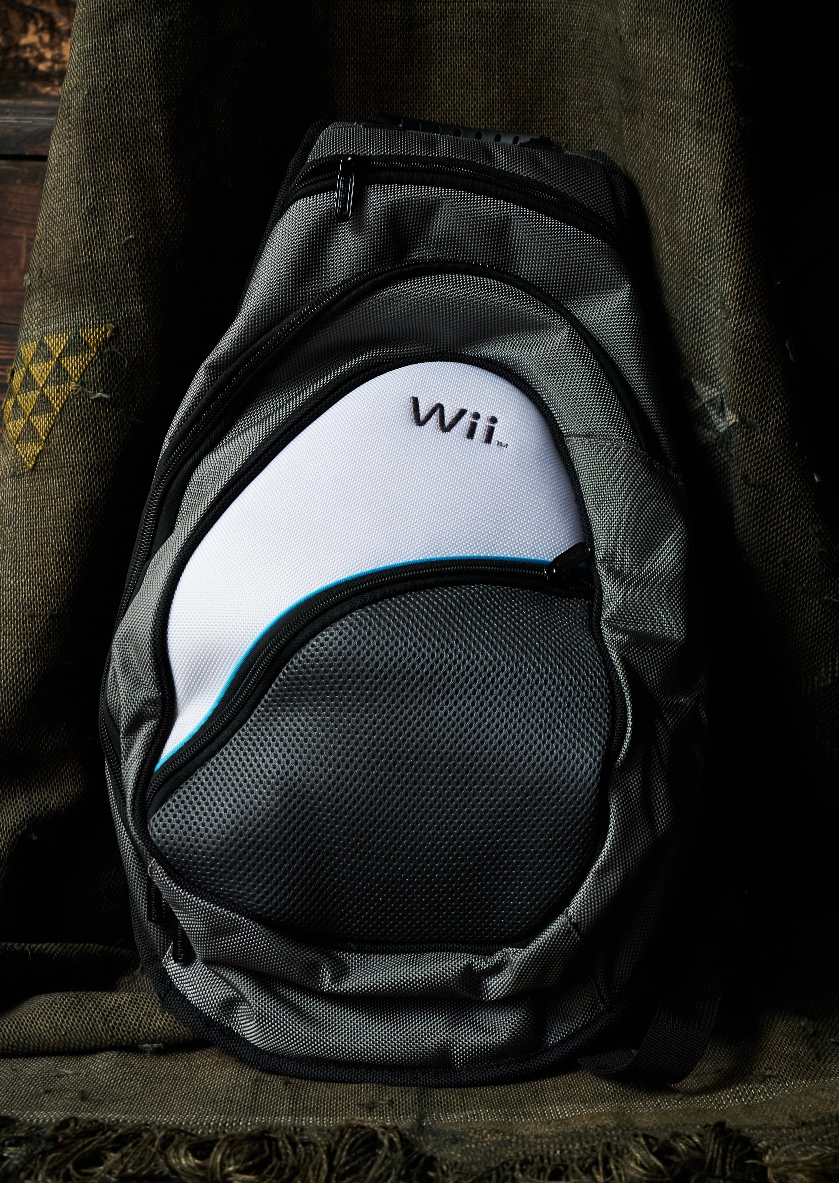 Nintendo wii. SLING BAG | FOLLIEE.