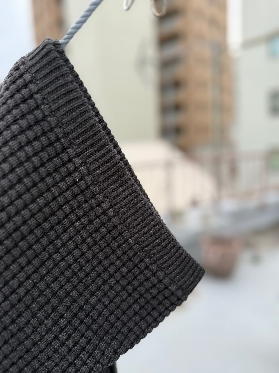 COMFORTABLE REASON / Waffle Hood Scarf | EE ONLINE STORE -