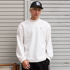 ベーマーク刺繍モックネックトップス