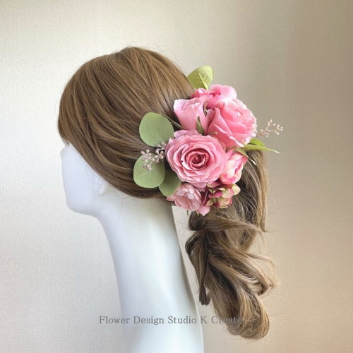 濃いめピンクの薔薇と布花のヘッドドレス　紫陽花　ユーカリ　結婚式　ウェディング　髪飾り　ブライダル　花嫁ヘア