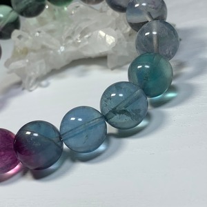 A69.可愛い色合い♪グラデーションフローライト ブレスレット