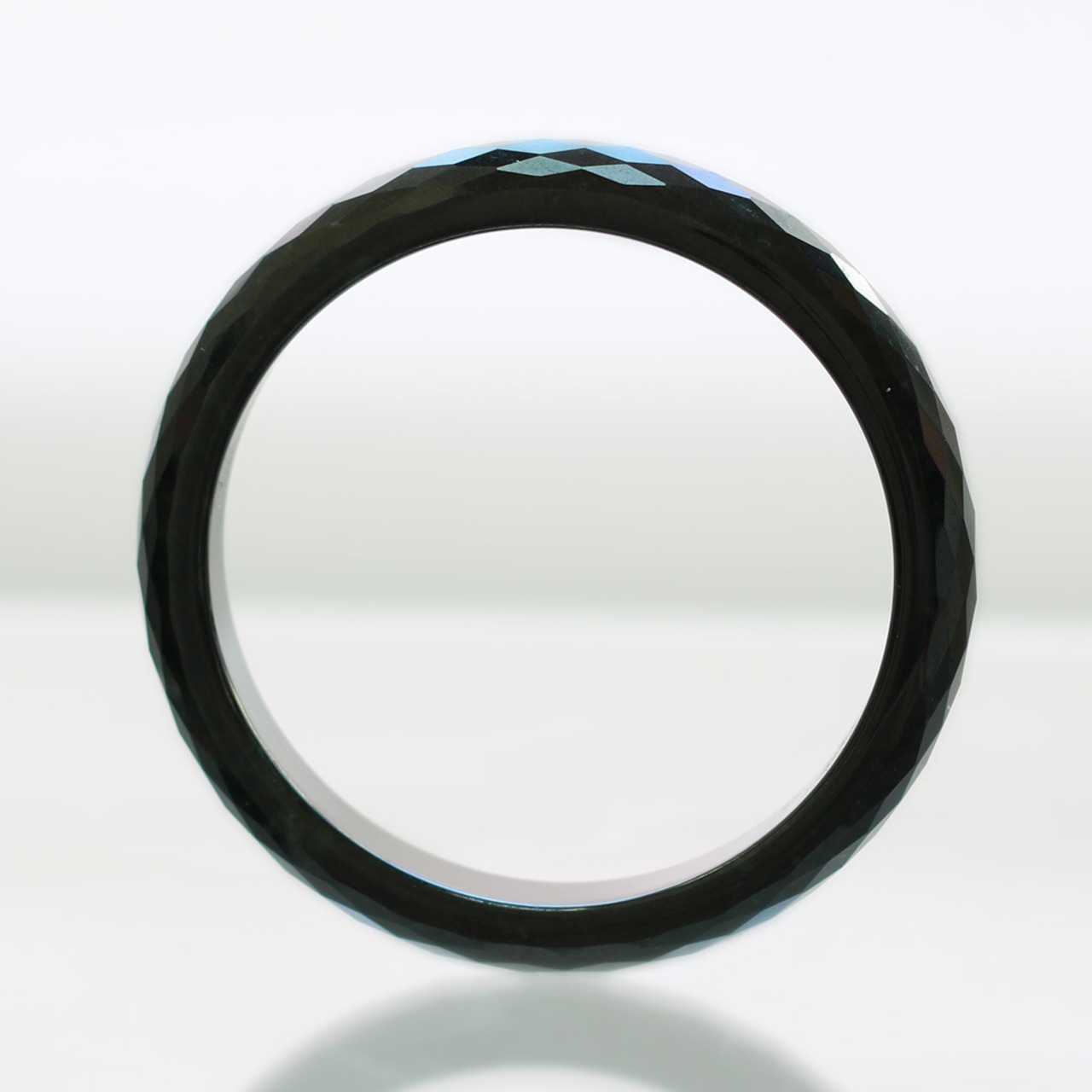 【内径 約58mm】 Black Facetcut 翡翠バングル A貨翡翠 jd_bg1427