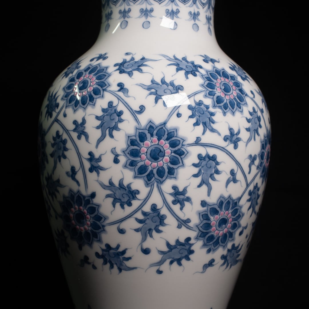 大型 大倉陶園 呉須唐草 花瓶 花器 フラワーベース 壺 36cm 呉須唐草 花器 / 大倉陶園 | トリノス-torinoth- | 新宿区神楽坂の