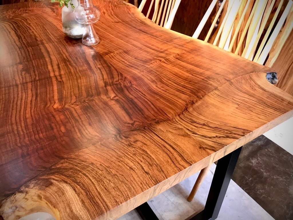 クラロウォールナット_1685×1150-910-1100×40_横浜元町店_テーブル天板