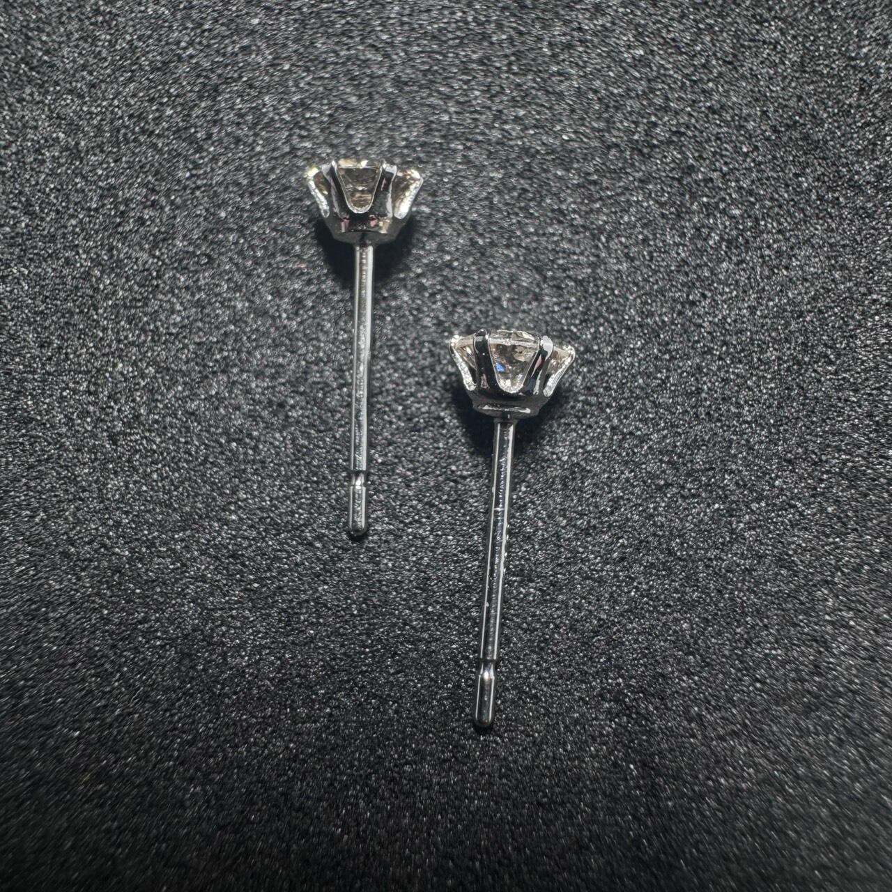 Pt900 0.26ct 一粒 ライトブラウン ダイヤモンド ピアス シンプル 6本