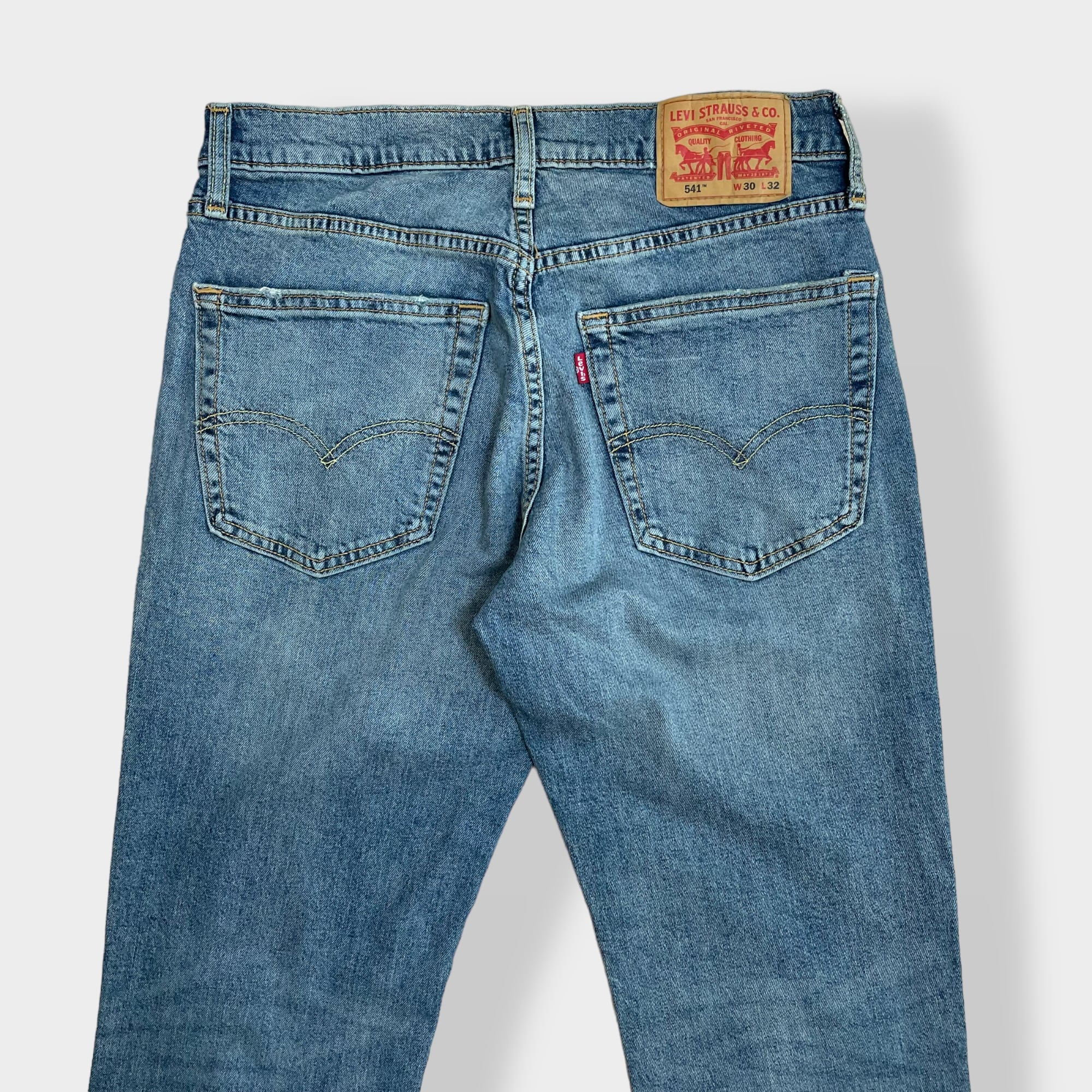 リーバイス　Levi’s 541 ジーンズ　ジーパン