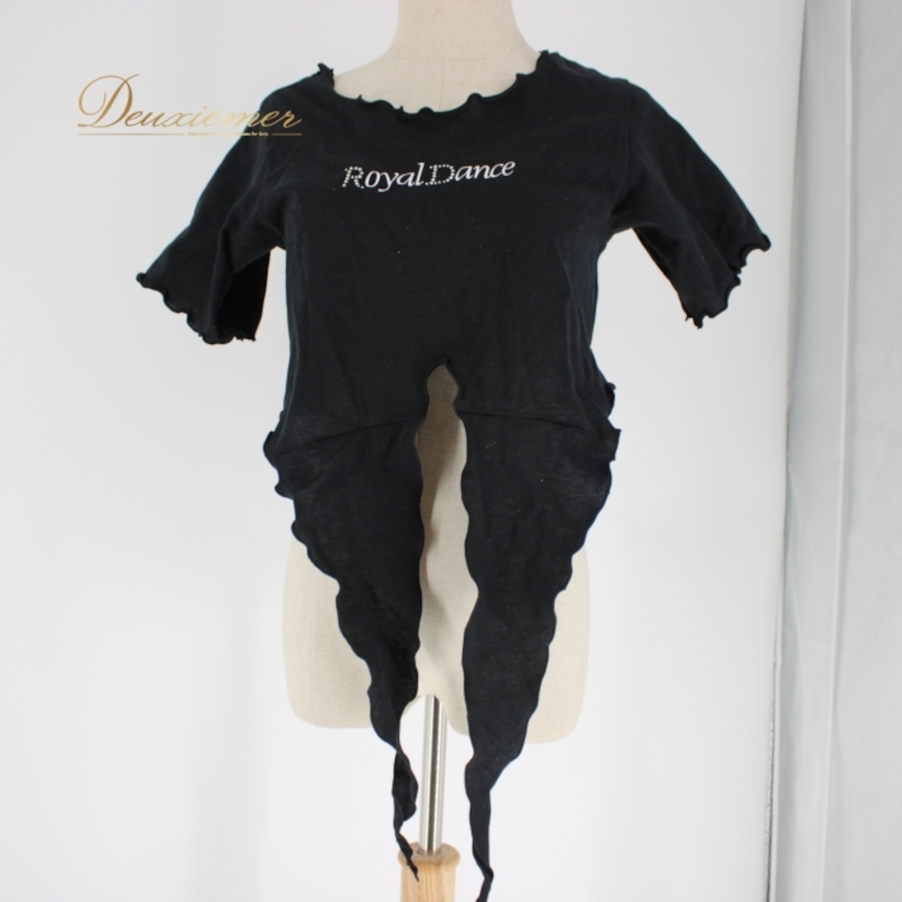 社交ダンス 衣装 スタンダード トップス レッスンウェア 練習着 チャコット Chacott 黒 ブラック系 半袖 シンプル ロゴ ホワイト系 白 アーバン ブラック 洗練された ラインストーン ベーシック レディース トップス オシャレ ダンストレーニング ファッション 半袖Tシャツ 綿 ポリエステル ストレッチ 競技用ダンス 体型カバー カジュアル トレーニングウェア