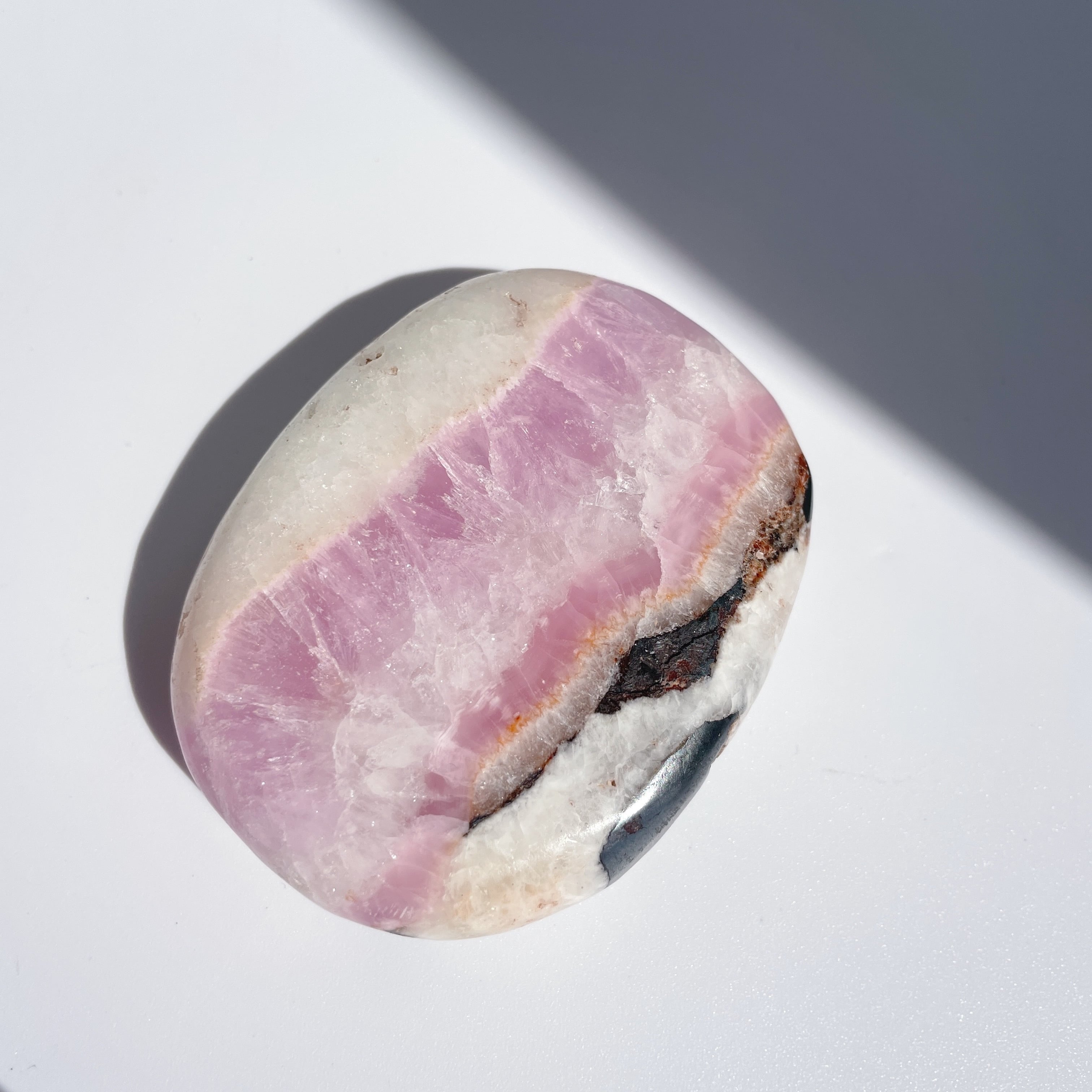 ピンクアラゴナイト パームストーン12◇Pink Aragonite Palm Stone