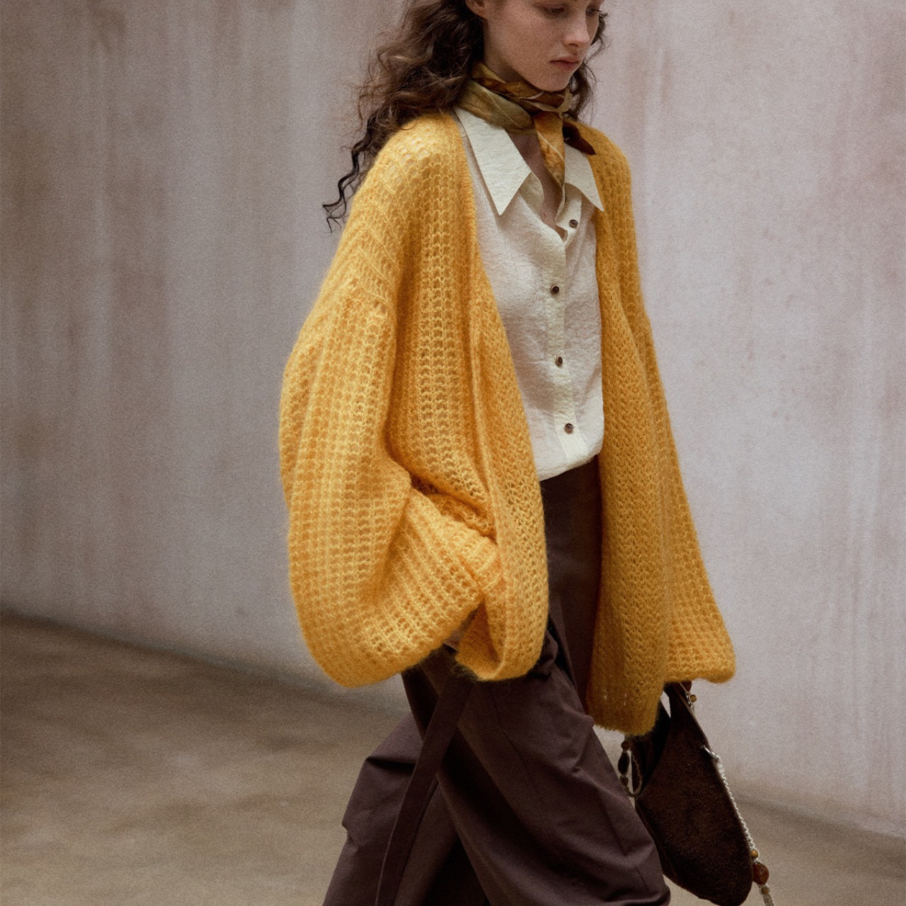 Balloon Sleeve V-Neck Oversized Knit Cardigan  T6152