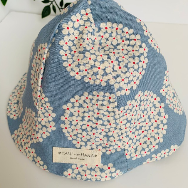 reversible tulip hat『アジサイBlue_dot』