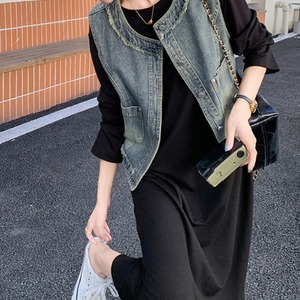 デニムベスト＆ブラックワンピースのセットアップ W00835