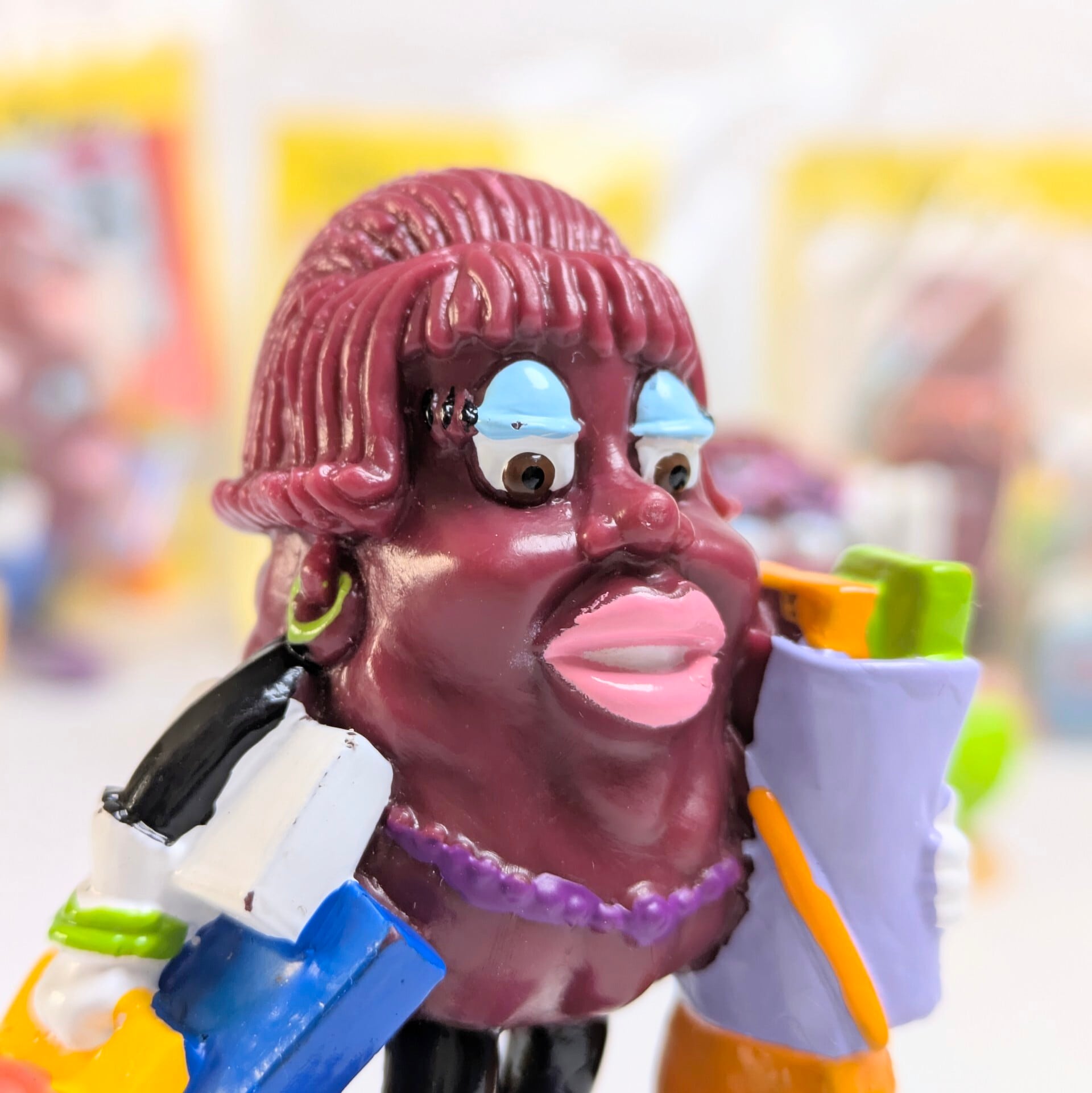 ☆ VINTAGE 1991 ☆ 【California Raisins（カリフォルニアレーズン）】『 Anita Break / Hardee's / CARD無し 』  PVC フィギュア ビンテージトイ 〚アメリカン雑貨 アメトイ〛